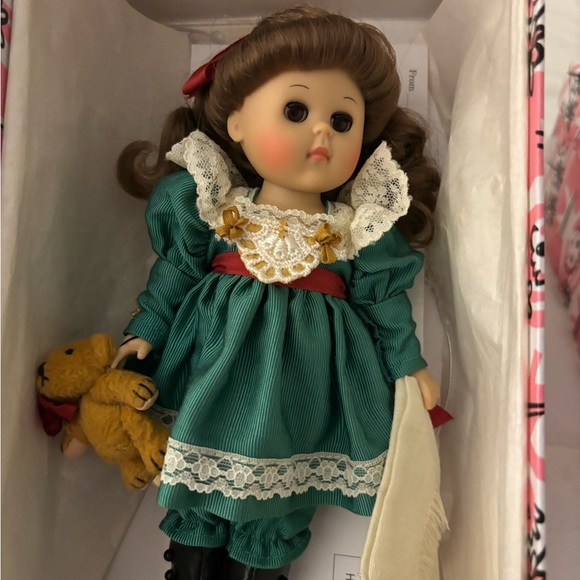 Pristine condition doll and box. Hi! I’m Ginny. Teddy’s 100th Birthday. - Picture 1 of 4
